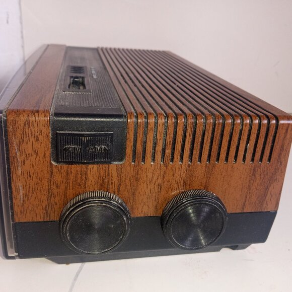 Vintage GE Alarm Clock AM/FM Radio Flip Dial 7-4305D Date Code 4130 - Picture 3 of 9